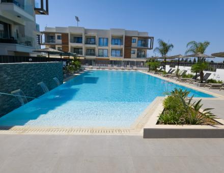 Cosmo Apartment E101